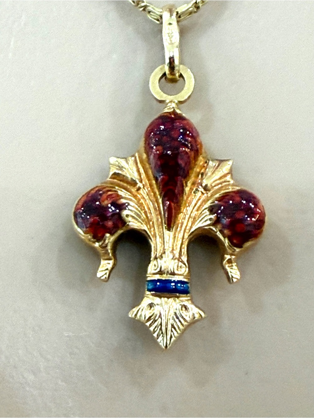 Vintage 18K Gold (750) Enamel Fleur-de-Lis Pendant/Charm, Burgundy, Blue Accents
